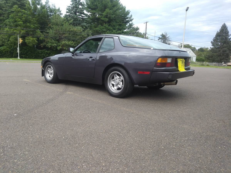 Illustration for article titled At $9,500, Might This Small Block-Powered 1983 Porsche 944 Really Be a Big Deal?
